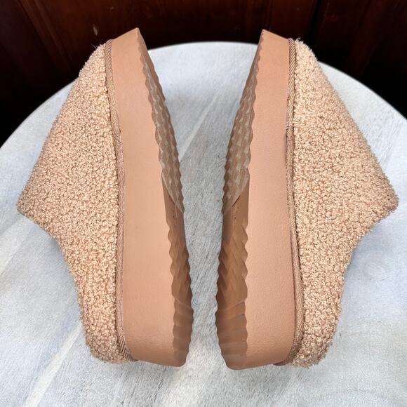 Mia Icee Womens Faux Shearling Platform Slipper Size 9 Tan Cushioned Slip On New - Picture 7 of 12